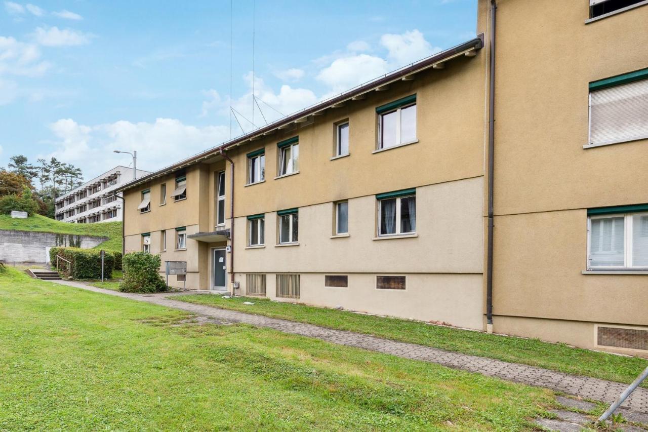 Zurich Urban Charm: Your Comfy Stay Close To The City 외부 사진